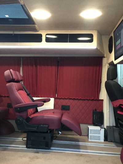 Переоборудование салона WV Crafter